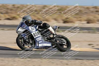 media/Nov-16-2025-Race Pace (Sun) [[8c5fa54630]]/Verified Riders/9-Turn 16 (150pm)/